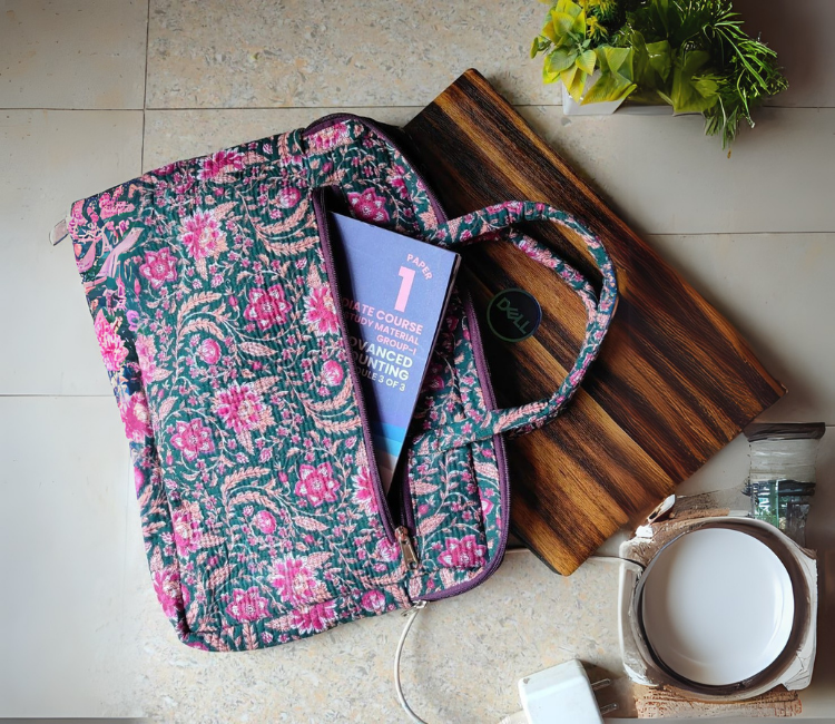 Delilah Printed Laptop Bag 2