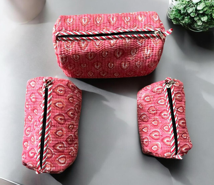 Dior Quilted Pouch 11